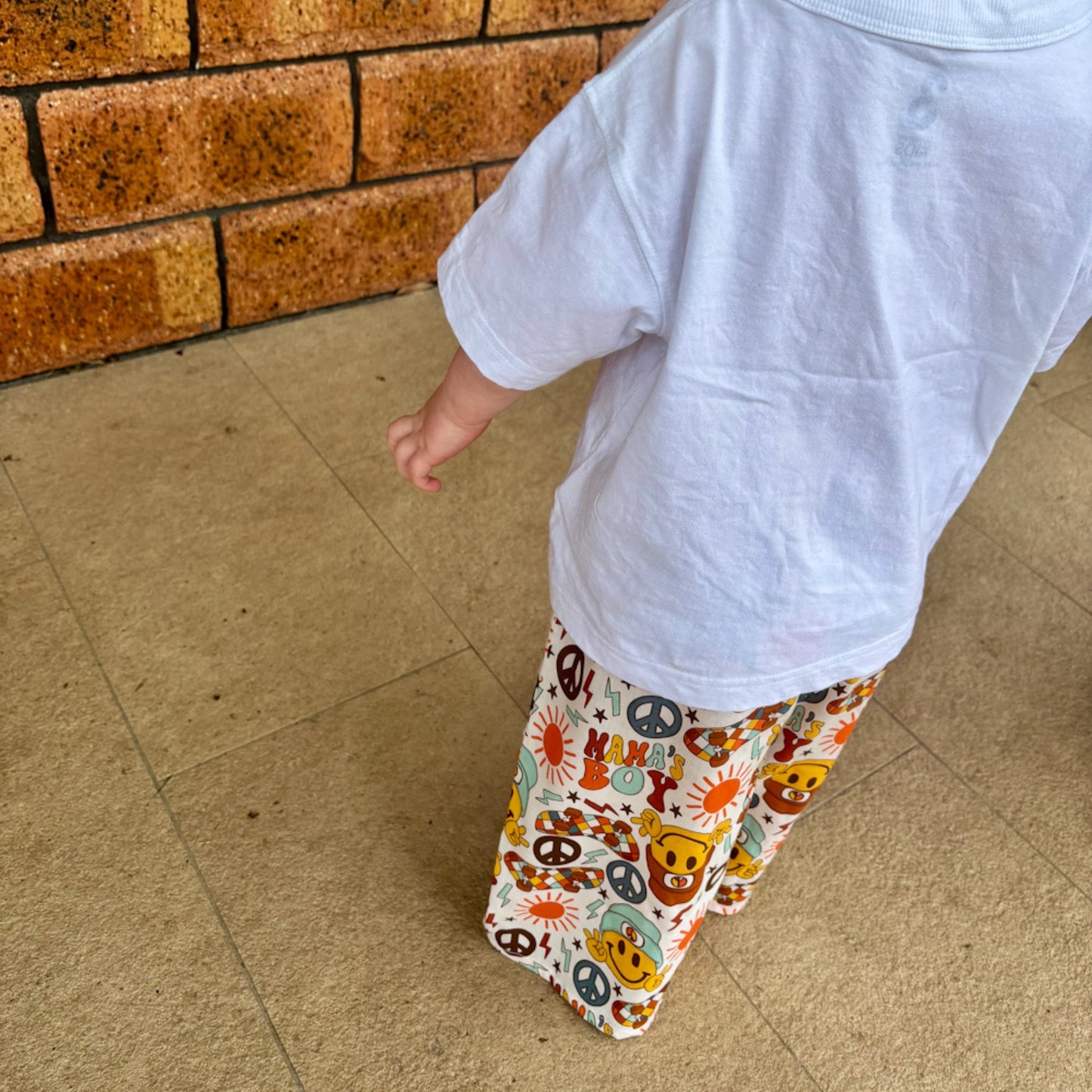 ‘Mama’s Boy’ Linen Pants