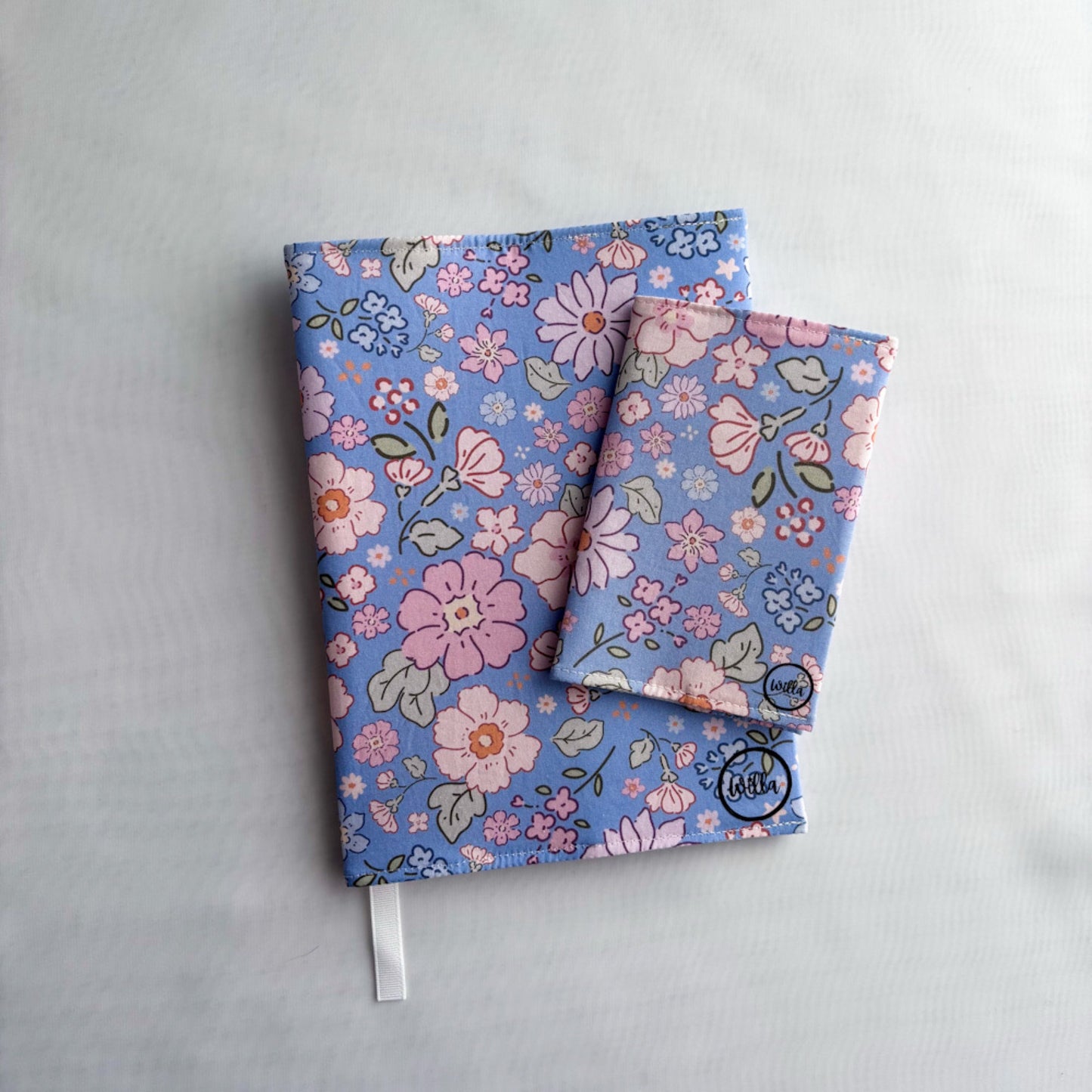 Winter Bouquet Passport Cover